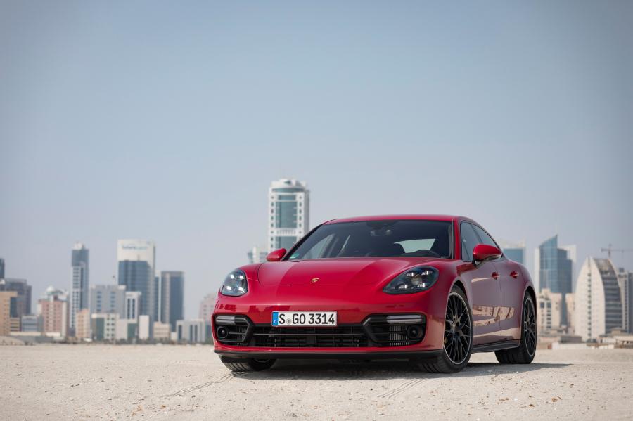  Porsche Panamera GTS (971) 2018 года  (WW) (фото 33 из 42)
